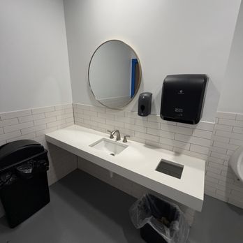 Milos Mediterrenean - Men's bathroom - Mediterranean Near Me - San Antonio, Texas Milos Mediterrenean - Men's bathroom - Mediterranean Near Me - San Antonio, Texas