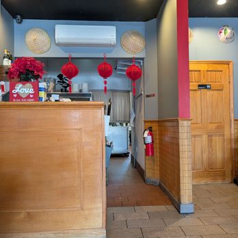 Pho Xpress - Inside - American Near Me - Farmingdale, New York Pho Xpress - Inside - American Near Me - Farmingdale, New York