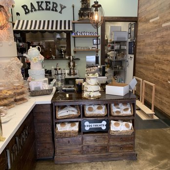 Shirin Bakery - Inside the bakery - Bakeries Near Me - Tarzana, California Shirin Bakery - Inside the bakery - Bakeries Near Me - Tarzana, California