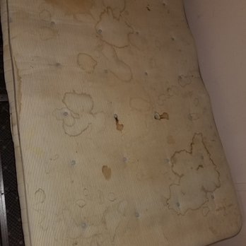Fall River Hotel - Disgusting mattress - Hotels Near Me - Fall River Mills, California