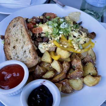 Bloom - American Near Me - Santa Clara, California