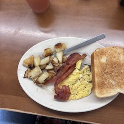 Aunnie Ashley's Variety - #3 Eggs Bacon and home fries, fresh pressed cider yummmm
