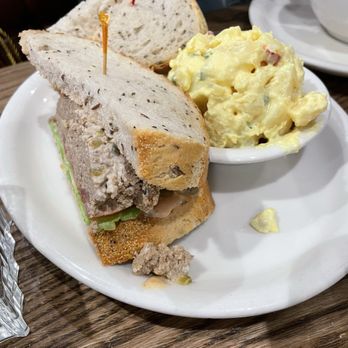 Nate'n Al's - Chopped Liver Sandwich with potato salad - Delis Near Me - Beverly Hills, California Nate'n Al's - Chopped Liver Sandwich with potato salad - Delis Near Me - Beverly Hills, California