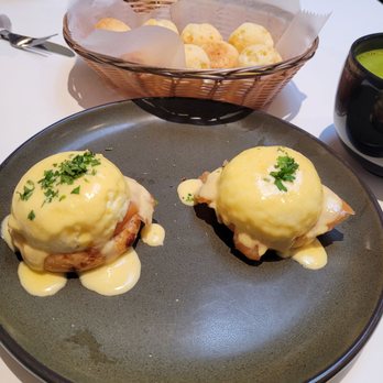 Bōm Dough - Smoked salmon egg benedict - Breakfast & Brunch Near Me - Cambridge, Massachusetts Bōm Dough - Smoked salmon egg benedict - Breakfast & Brunch Near Me - Cambridge, Massachusetts
