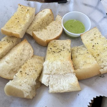 Mambo's Cafe - Buford - Complimentary bread with really spicy sauce, yum! - Peruvian Near Me - Buford, Georgia