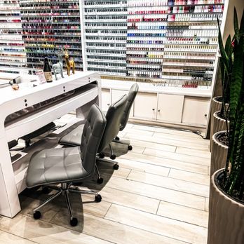 Pinki Nails & Spa - Nail Salons Near Me - Mamaroneck, New York