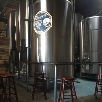 El Segundo Brewing - Breweries Near Me - El Segundo, California