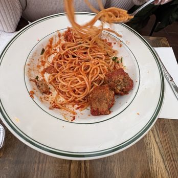 Emmy's Spaghetti Shack - Spaghetti and meatballs - Italian Near Me - San Francisco, California