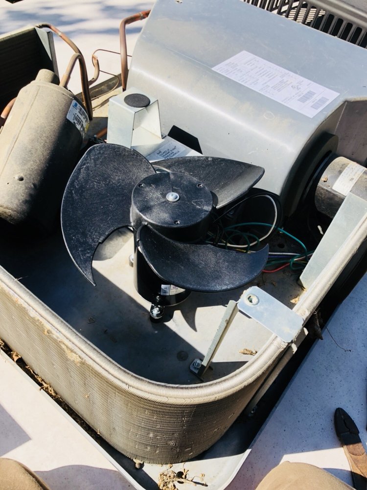 Slide of RV/BOAT DOCTOR & HANDYMAN SERVICES