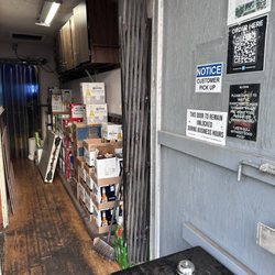 Kingz Feast Hawaii - Pick-Up Area after you get your notification text