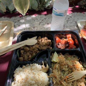 Tapsilog Bistro - Close-up of the bento - generous portions!  Each had a meat entree, garlic rice, pancit, and vegetables. - Filipino Near Me - Campbell, California