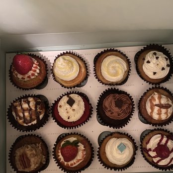 Diamond Dust - A dozen to a friend and her family for friend's birthday. - Cupcakes Near Me - Decatur, Georgia