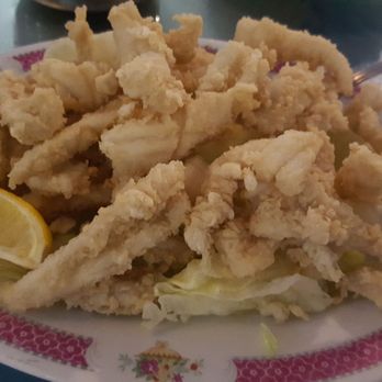 Sai Woo Garden Restaurant - Stir fry squid - Chinese Near Me - Edmonton, Alberta Sai Woo Garden Restaurant - Stir fry squid - Chinese Near Me - Edmonton, Alberta