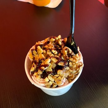 Frozen Rolled Icecream - Ice Cream & Frozen Yogurt Near Me - Philadelphia, Pennsylvania