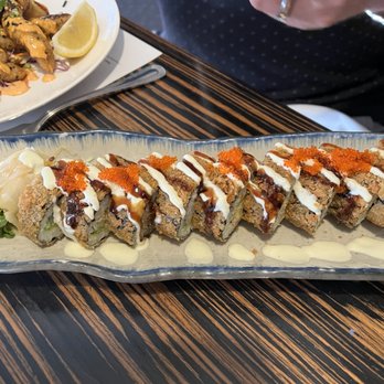Roy's Kaanapali - Tuna roll. Amazing! Fried but just lightly so tuna is still raw - Hawaiian Near Me - Lahaina, Hawaii Roy's Kaanapali - Tuna roll. Amazing! Fried but just lightly so tuna is still raw - Hawaiian Near Me - Lahaina, Hawaii