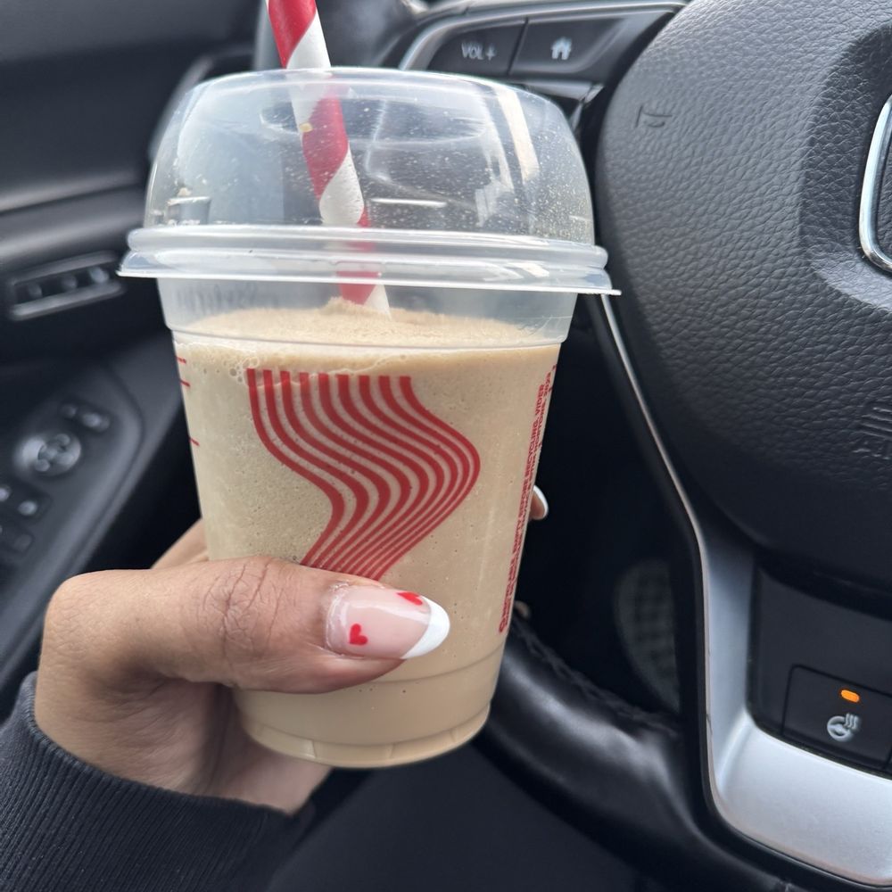 Tim Hortons - Ice cap - Bakeries Near Me - Woodbridge, Ontario