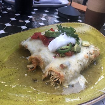 Domingo - Cocktail Bars Near Me - San Antonio, Texas