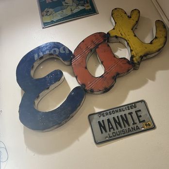 Brother's BBQ - License plates - Barbeque Near Me - Pensacola, Florida