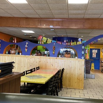 Monterrey Mexican Restaurant II - Dining room looking to bar - Mexican Near Me - Geneva, New York Monterrey Mexican Restaurant II - Dining room looking to bar - Mexican Near Me - Geneva, New York