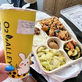 O2 valley - #R4 Popcorn Chicken Bento #L1 Lemon Black Tea - Taiwanese Near Me - Palo Alto, California O2 valley - #R4 Popcorn Chicken Bento #L1 Lemon Black Tea - Taiwanese Near Me - Palo Alto, California