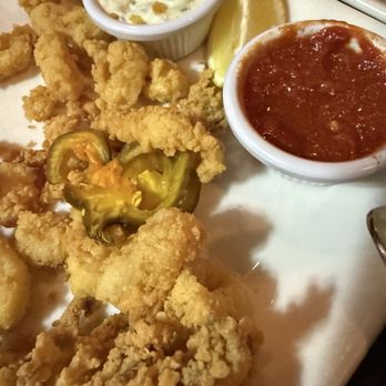 Bella Costa Ristorante - Fried Calamari with hot peppers - Italian Near Me - Framingham, Massachusetts Bella Costa Ristorante - Fried Calamari with hot peppers - Italian Near Me - Framingham, Massachusetts