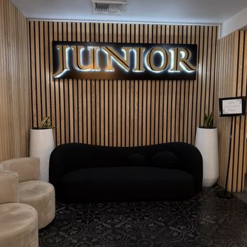 Junior Restaurant  - Lounges Near Me - Roseville, California