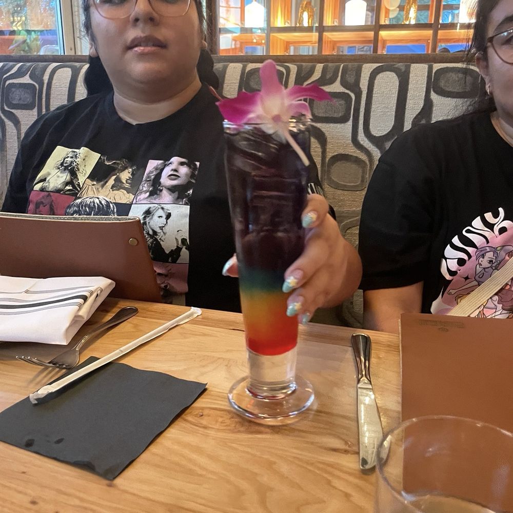 Pisco Peruvian Gastrobar - Rainbow mountain drink - Peruvian Near Me - Orlando, Florida