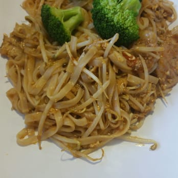 Pho Viet - Pad thai - Vietnamese Near Me - Milwaukee, Wisconsin Pho Viet - Pad thai - Vietnamese Near Me - Milwaukee, Wisconsin