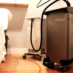 Laser Envy Spa - The Apogee gives great results for all skin types and has a comfortable cooling breeze.