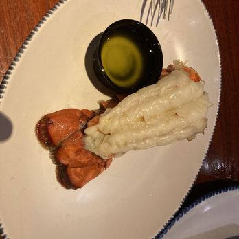 Red Lobster - Maine Tail - Seafood Near Me - Omaha, Nebraska