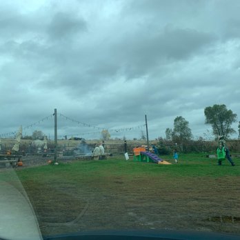 Burnt Marshmallow Brewstillery - Great outside environment for families and fun. - Breweries Near Me - Petoskey, Michigan