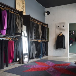 METRO MART USA - 1919 Metropolitan Pkwy SW, Atlanta, Georgia - Shopping