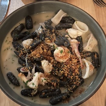 The Crooked Ram - Seafood shell pasta - Beer, Wine & Spirits Near Me - Manchester, Vermont The Crooked Ram - Seafood shell pasta - Beer, Wine & Spirits Near Me - Manchester, Vermont