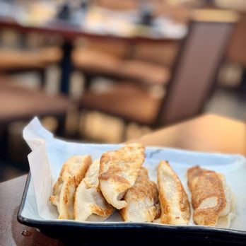 Mama Lu's Dumpling House - Potstickers - Shanghainese Near Me - Arcadia, California Mama Lu's Dumpling House - Potstickers - Shanghainese Near Me - Arcadia, California