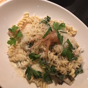 a mano - Italian Near Me - Atlanta, Georgia a mano - Italian Near Me - Atlanta, Georgia