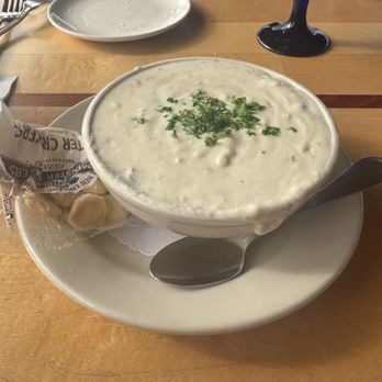 Anthony's HomePort - Anthony's Award-Winning Clam Chowder - Seafood Near Me - Des Moines, Washington