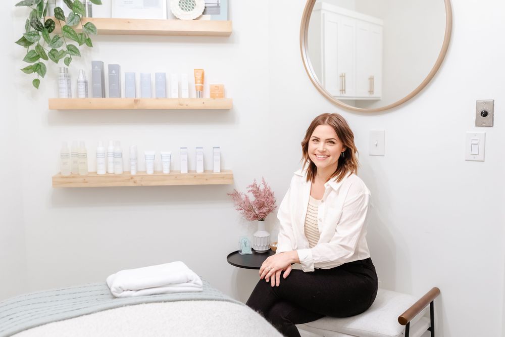 Bloom Esthetics Logo