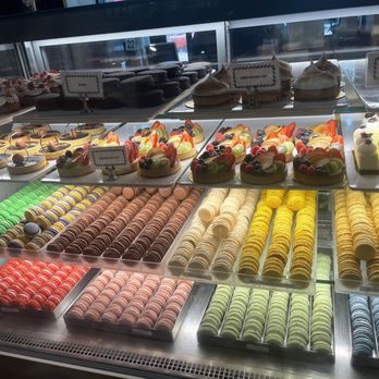 Bakery Lorraine - So many desserts, especially macaroons. - Bakeries Near Me - San Antonio, Texas