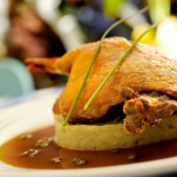 Le Vin Bistro - Confit de Pato