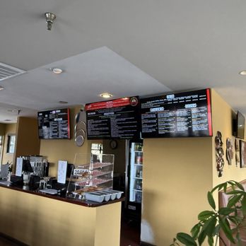 Luigi's Pizza - Pizza Near Me - Cambria, California Luigi's Pizza - Pizza Near Me - Cambria, California