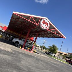 Rudy's "Country Store" and Bar-B-Q