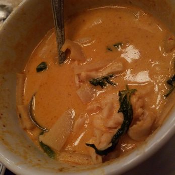 Cancoon Thai Restaurant - Thai Near Me - Bellflower, California