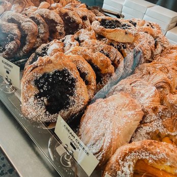 La Mie - Bakeries Near Me - Des Moines, Iowa