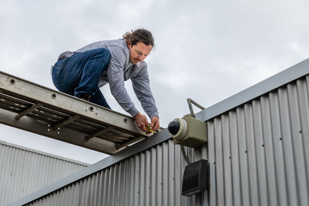 Slide of Capco Roofing