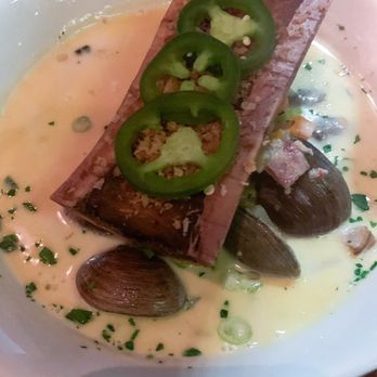 Ox - Clam chowder with bone marrow - Argentine Near Me - Portland, Oregon Ox - Clam chowder with bone marrow - Argentine Near Me - Portland, Oregon