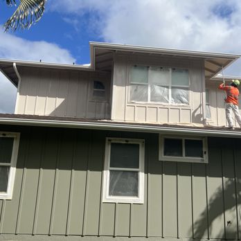 Leo's Painting & Pressure Washing Oahu & Maui - Painting the second floor eaves - Painters Near Me - Ewa Beach, Hawaii Leo's Painting & Pressure Washing Oahu & Maui - Painting the second floor eaves - Painters Near Me - Ewa Beach, Hawaii