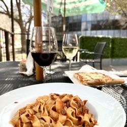 Davanti Ristorante - Ragu de Cordero con Montepulciano di Abruzzo DOC