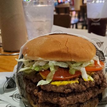 Hurricane Grill & Wings - Fatburger XXX in hurricane grill, absolutely godlike thanks Barbara and the Manager! - American Near Me - Chula Vista, California