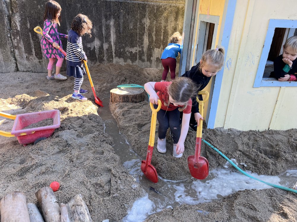 Piedmont Play School - childcare center in Piedmont, CA