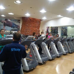 Clínica de box en Sport City - Calentando